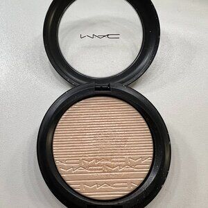 MAC Highlighter Full Size